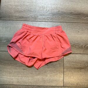 Lululemon hotty hot shorts size 4
